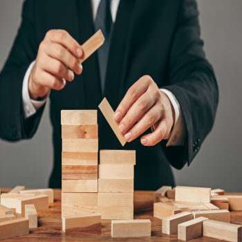 Managing Project Tasks using Left Brain and Leading Project Teams using Right Brain